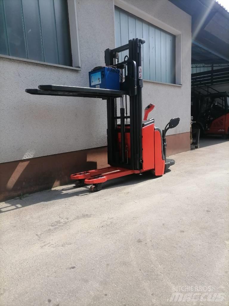 Linde L16i-AP-372 Lavtløftende truck med platform