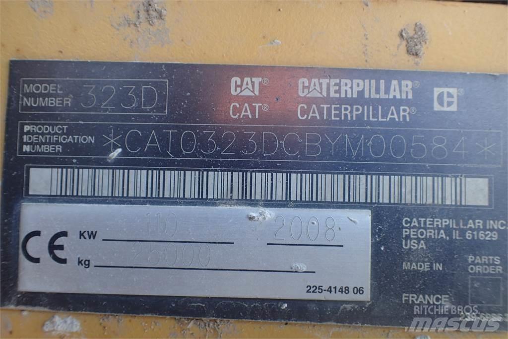 CAT 323D Traktorer