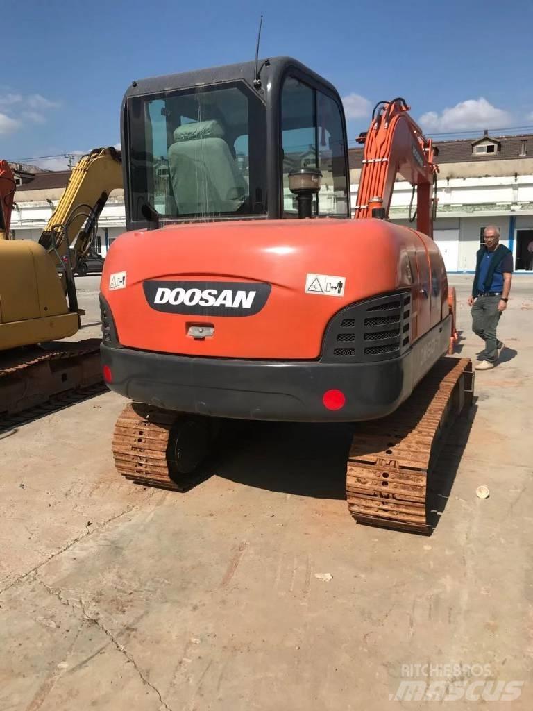 Doosan DX 60 Beltegraver