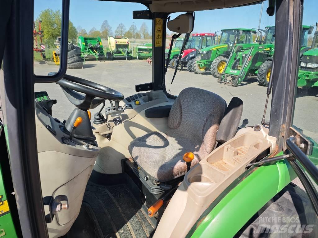 John Deere 3720 Kompakttraktorer