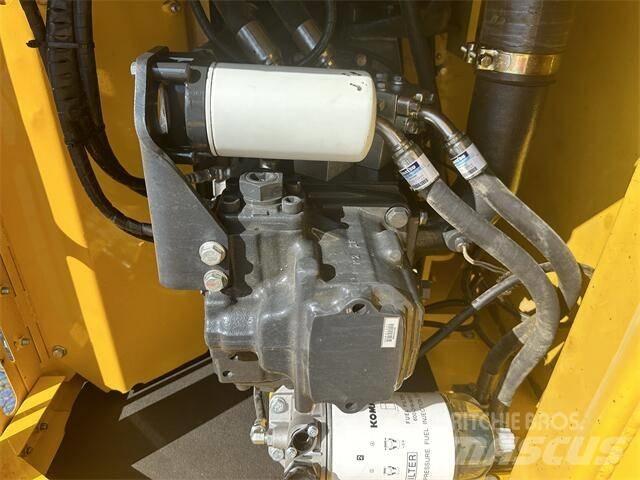 Komatsu PC200-8 Beltegraver