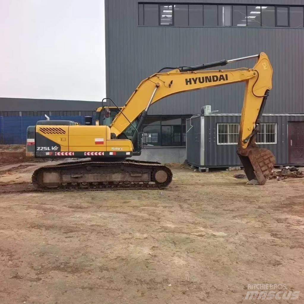 Hyundai R225LVS Hjulgravere