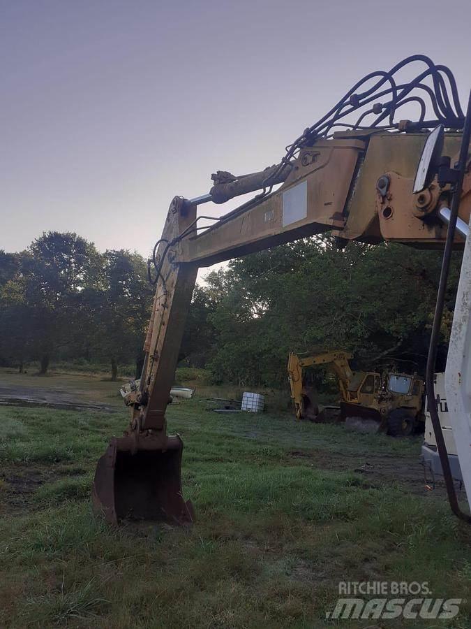 Liebherr R912 Spesialtilpassede gravemaskiner