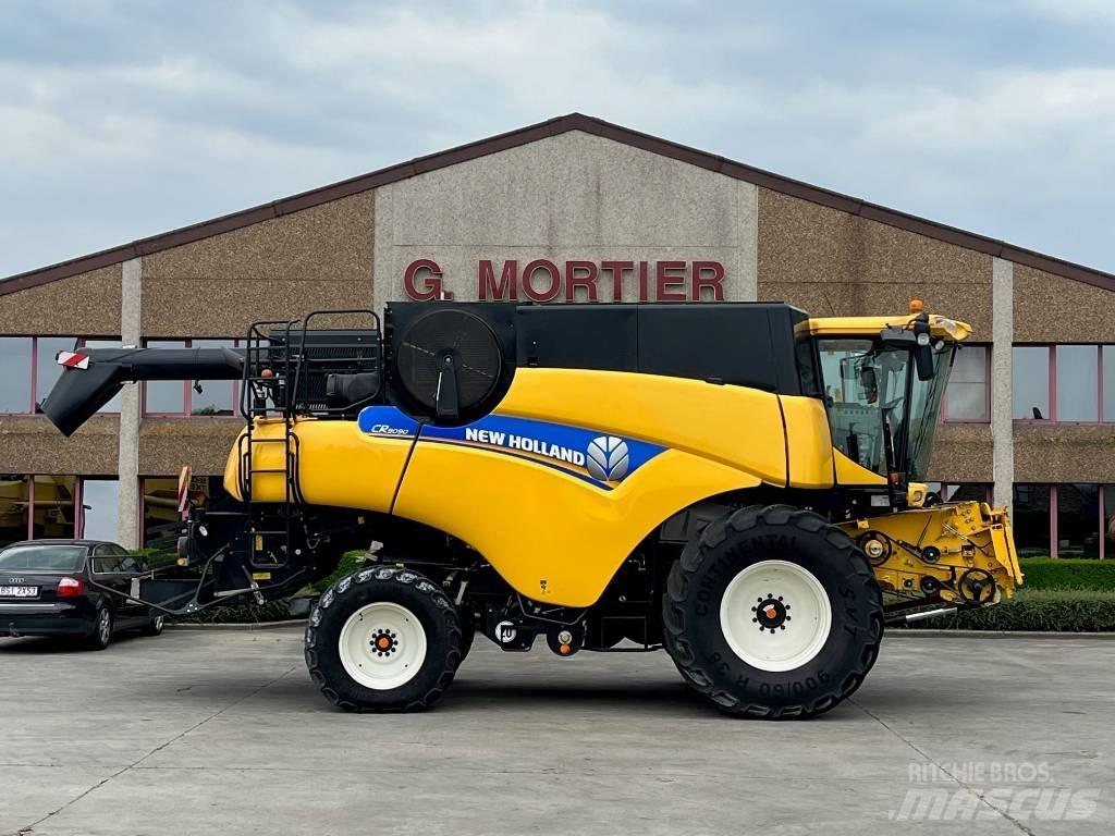 New Holland CR 9090 Skurtreskere