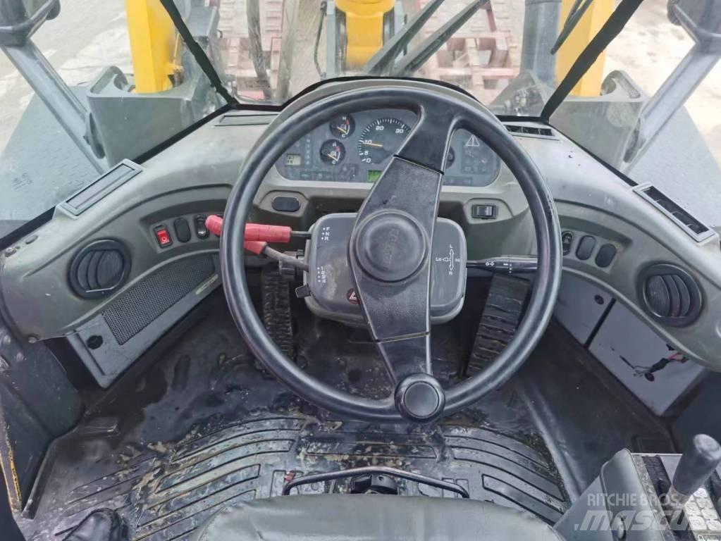 Komatsu WA 380 Hjullastere