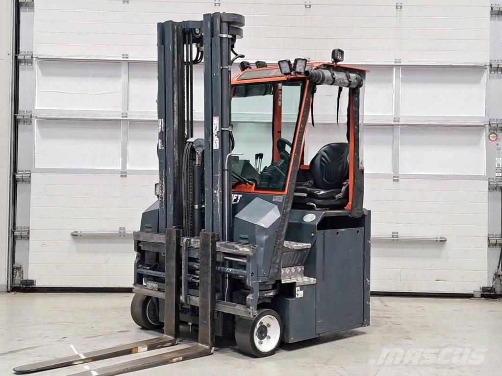 Combilift CBE2500 Sidelaster