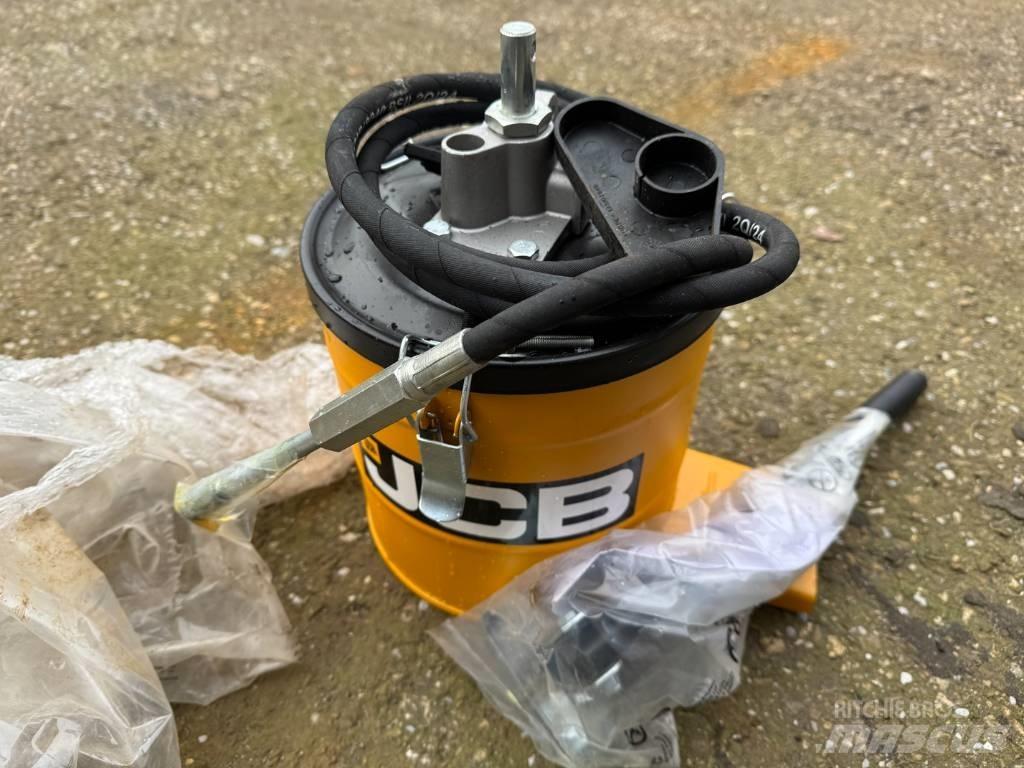 JCB 3 DX 4X4 ( UNUSED ) Traktorgravere