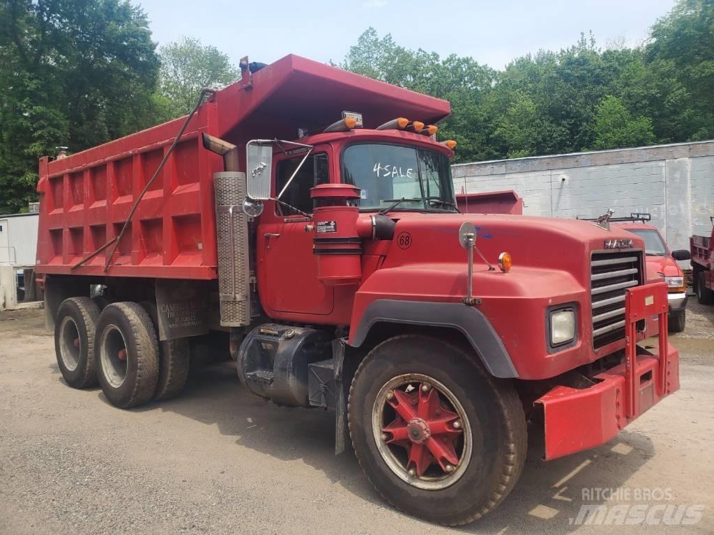 Mack RD 690 SX Tippbil