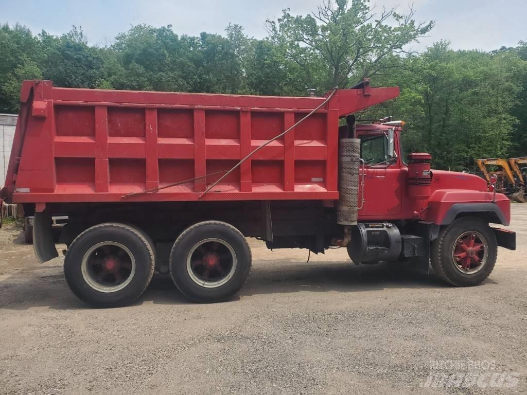 Mack RD 690 SX Tippbil