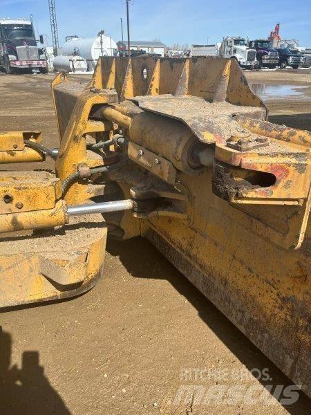 CAT D 6 N LGP Dozere Beltegående