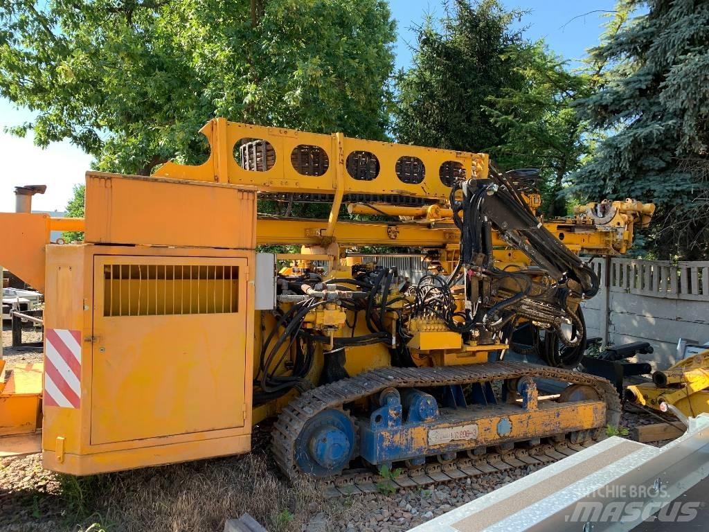 Klemm KR 806-3 Store borerigger