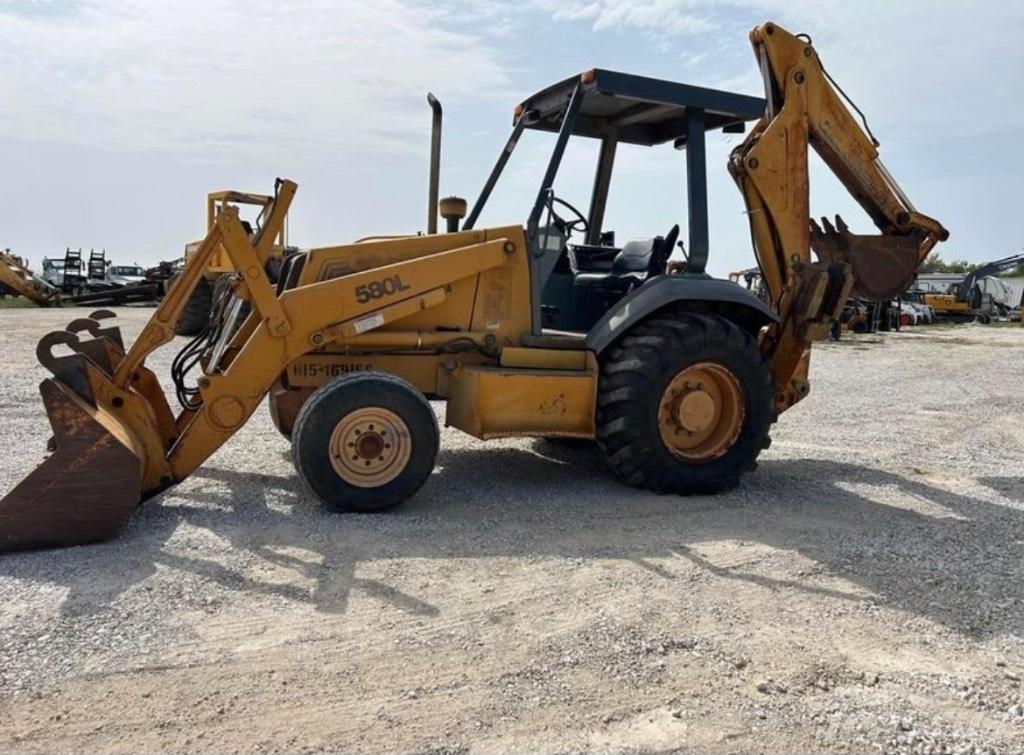 CASE 580 L Traktorgravere