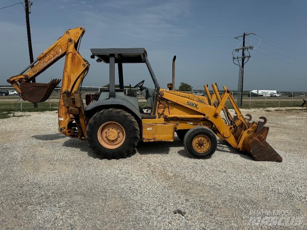 CASE 580 L Traktorgravere