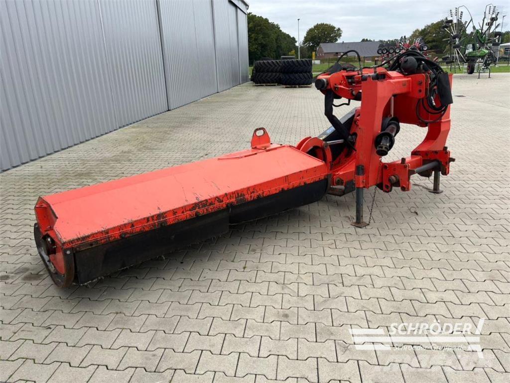 Kuhn S 2080 RC Beitepussere og toppkuttere