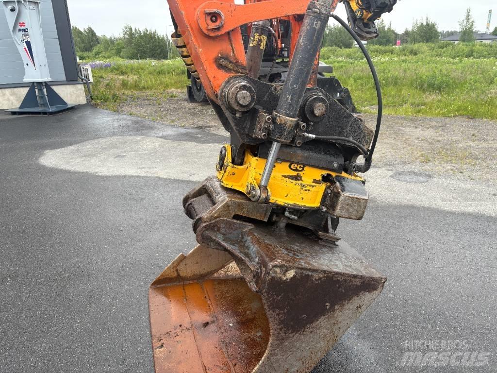 Hitachi ZX135US-3 Beltegraver