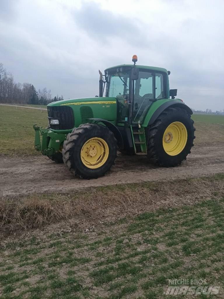 John Deere 6820 AQ Traktorer