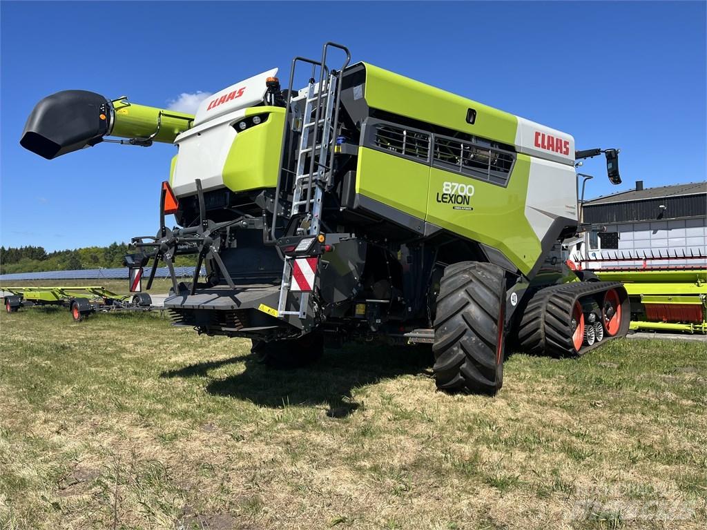 CLAAS Lexion 8700TT Skurtreskere