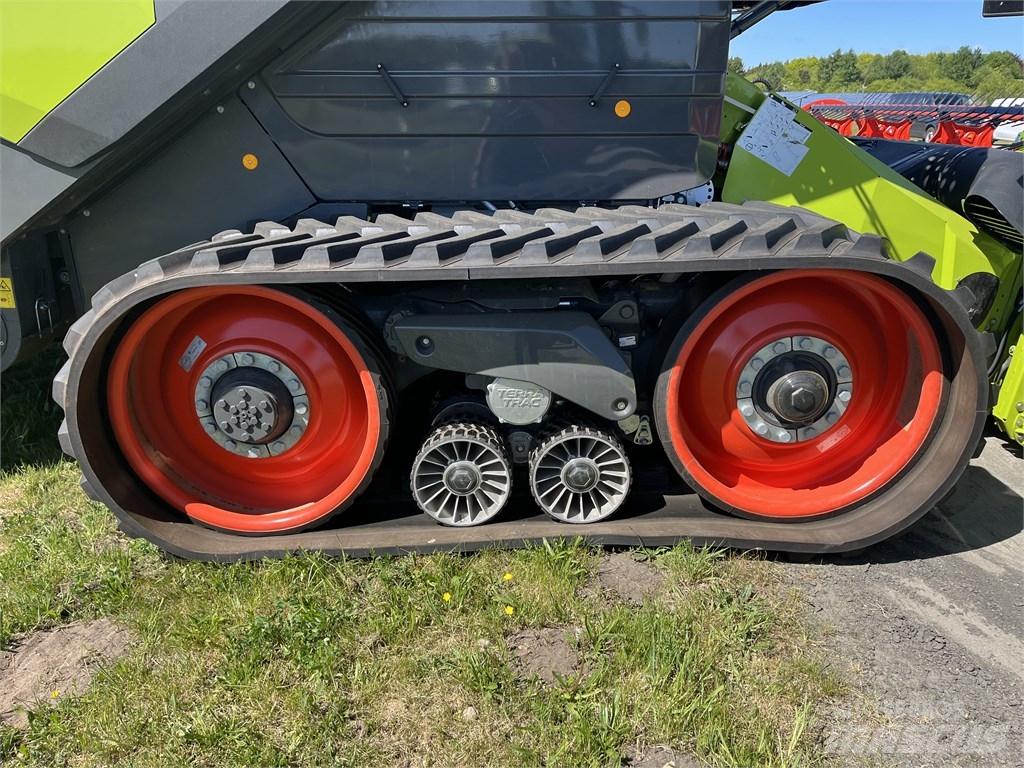 CLAAS Lexion 8700TT Skurtreskere
