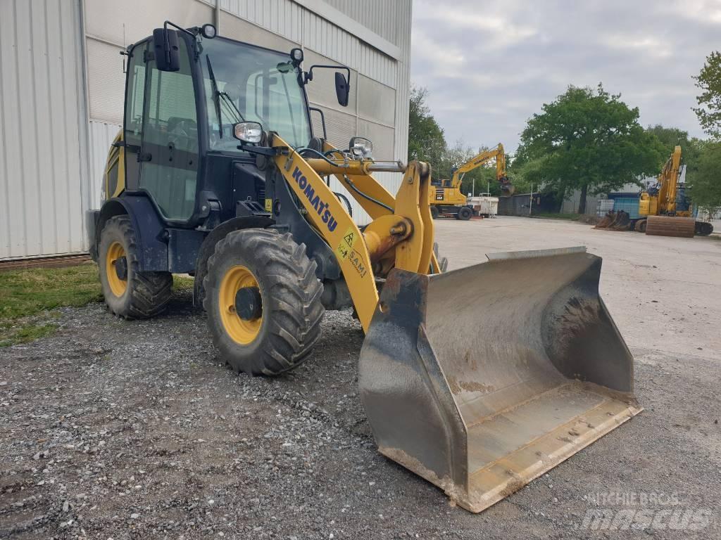 Komatsu WA70M-8 Hjullastere