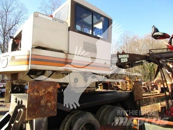 Barko 225 Knuckleboom lastere