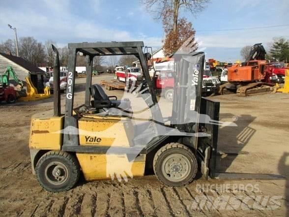 Yale GDP080LG Diesel Trucker