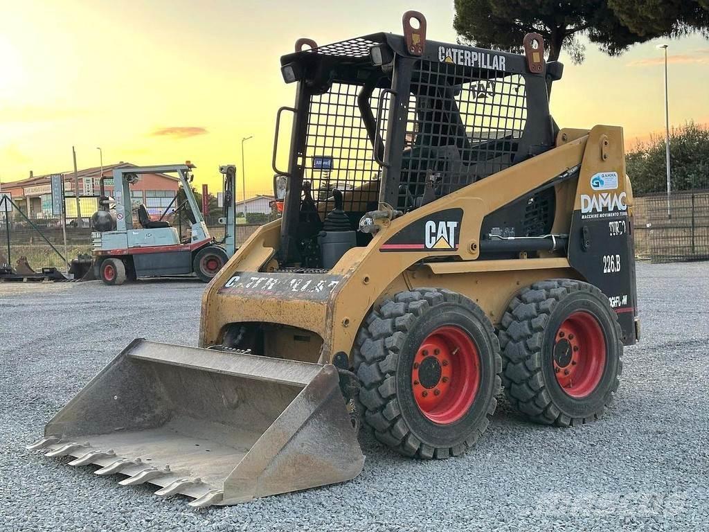 CAT 226BHF Minilastere