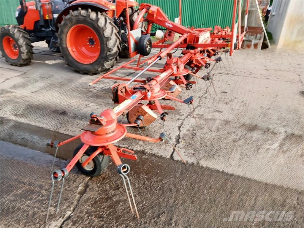 Kuhn GF8501 MH Raker og høyvendere