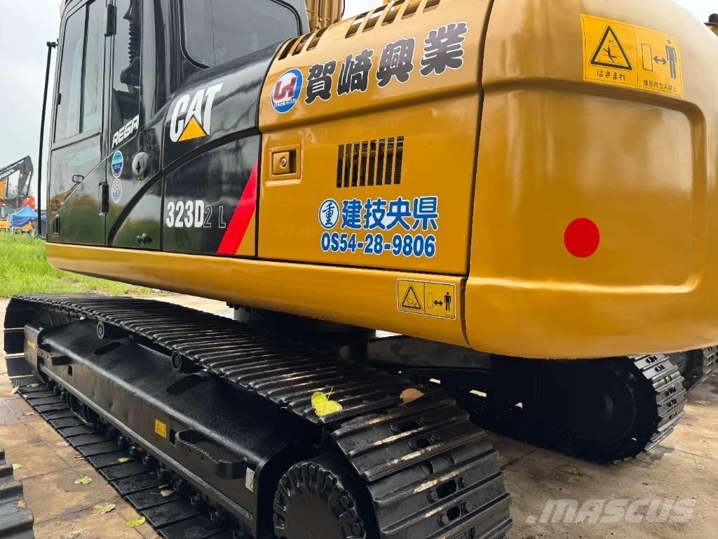 CAT 323D2 Beltegraver