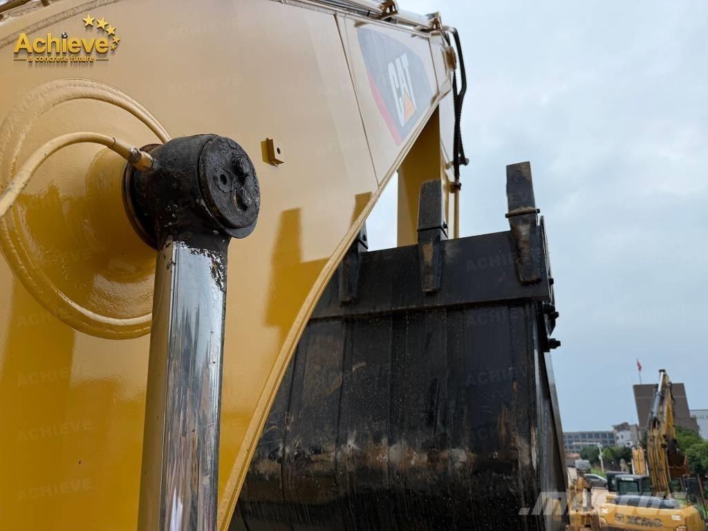 CAT 320 D Beltegraver
