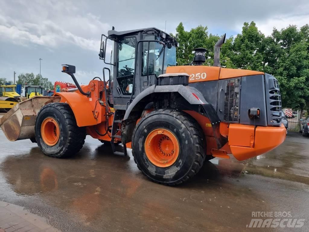 Hitachi ZW 250 Hjullastere