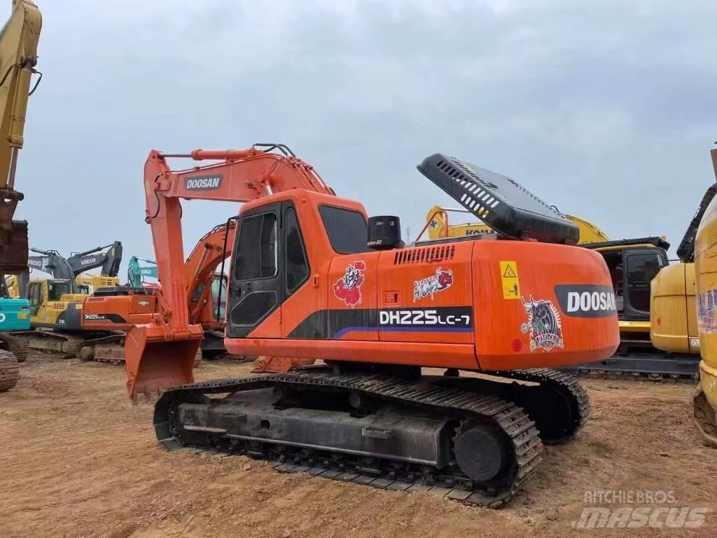 Doosan 225-7 Beltegraver