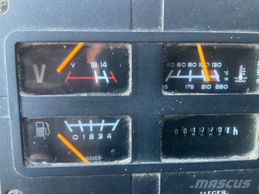 New Holland TX 30 Skurtreskere