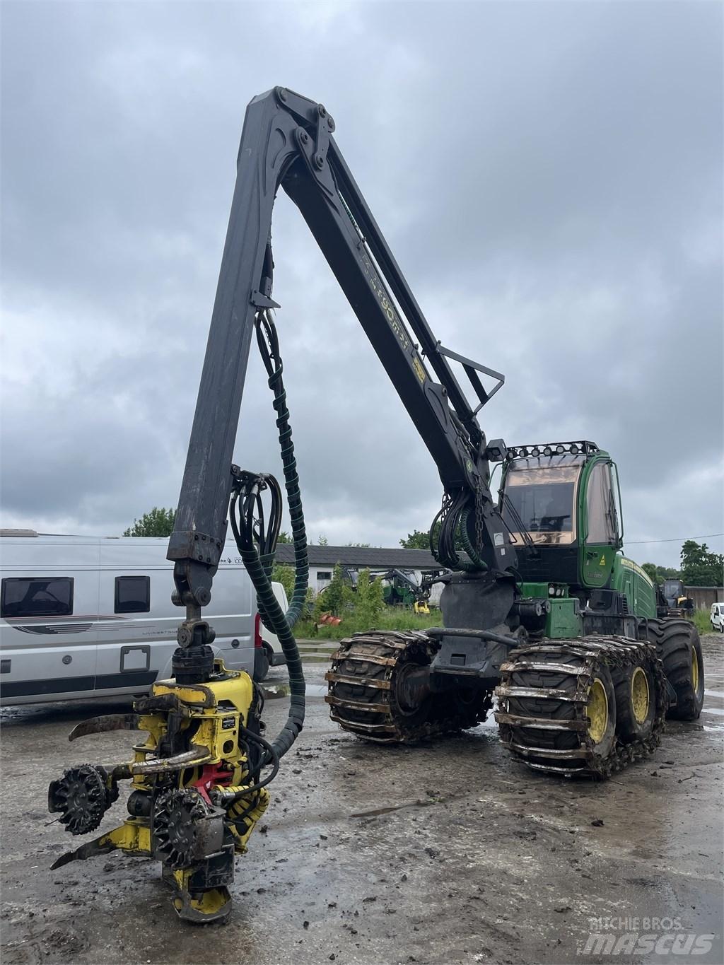 John Deere 1070 G Hogstmaskiner
