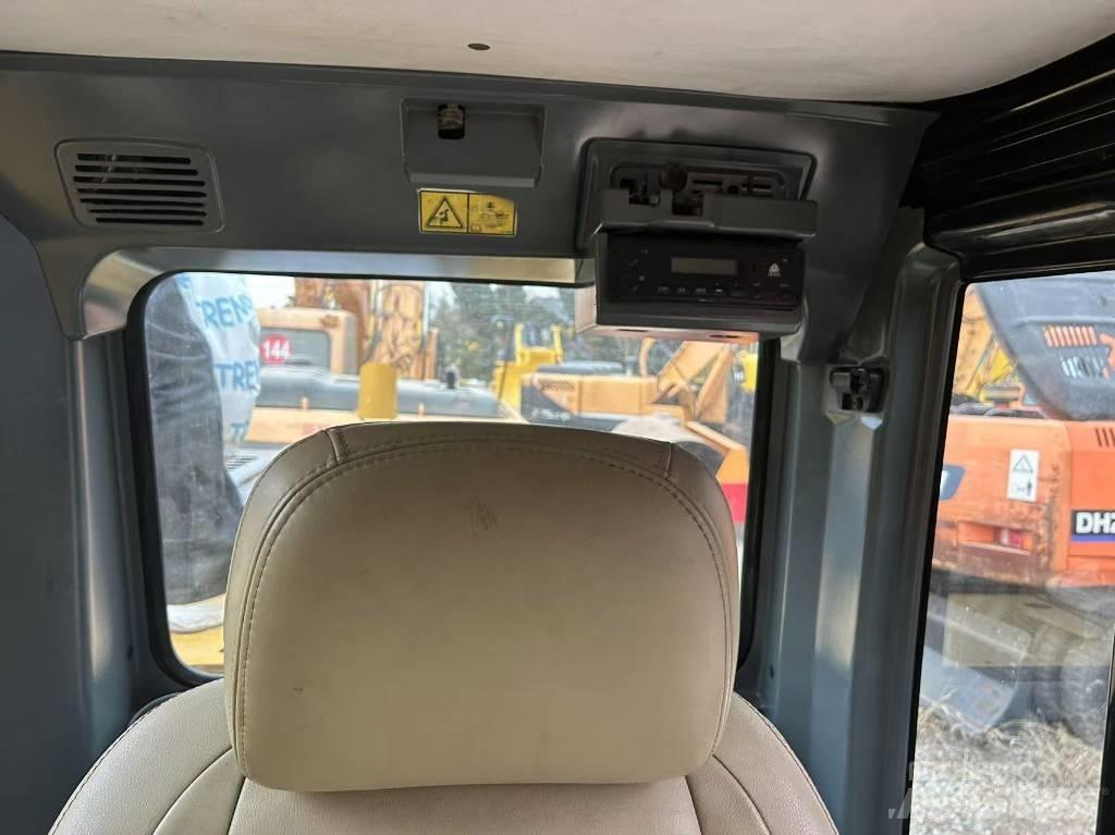 CAT 320 D Beltegraver