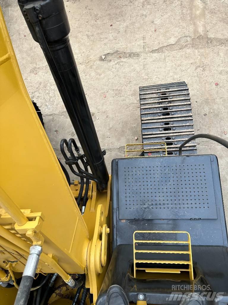 CAT 320 D Beltegraver