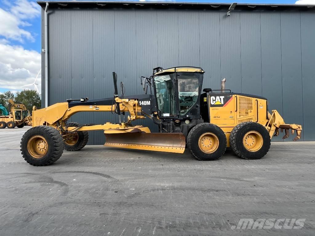 CAT 140M Veihøvler