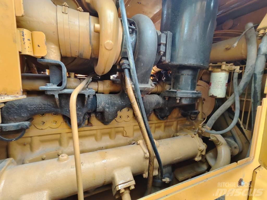 CAT D 7 G Dozere Beltegående
