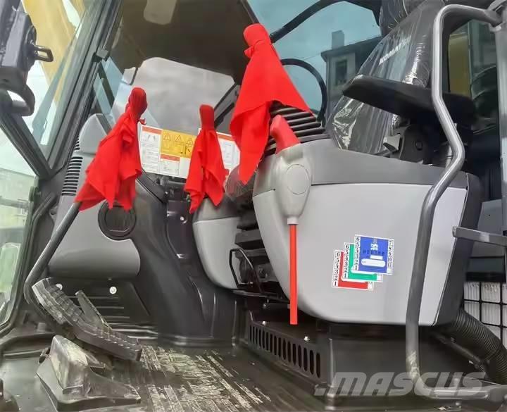 Komatsu PC220-8 Beltegraver