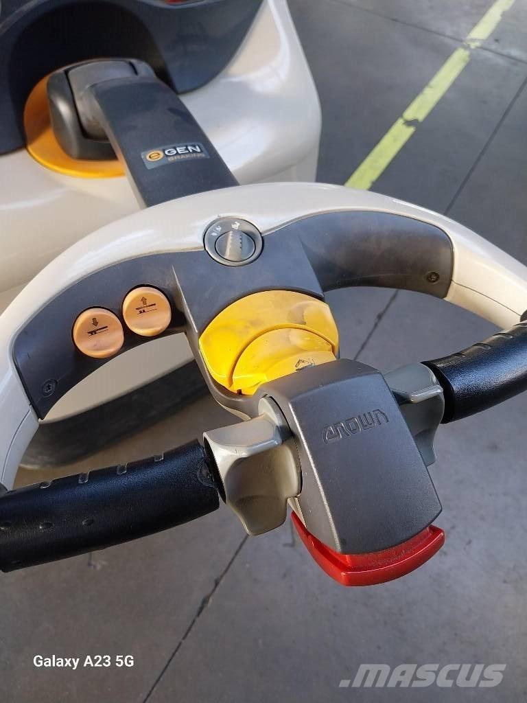 Crown ESi40001.6TT Ledestablere