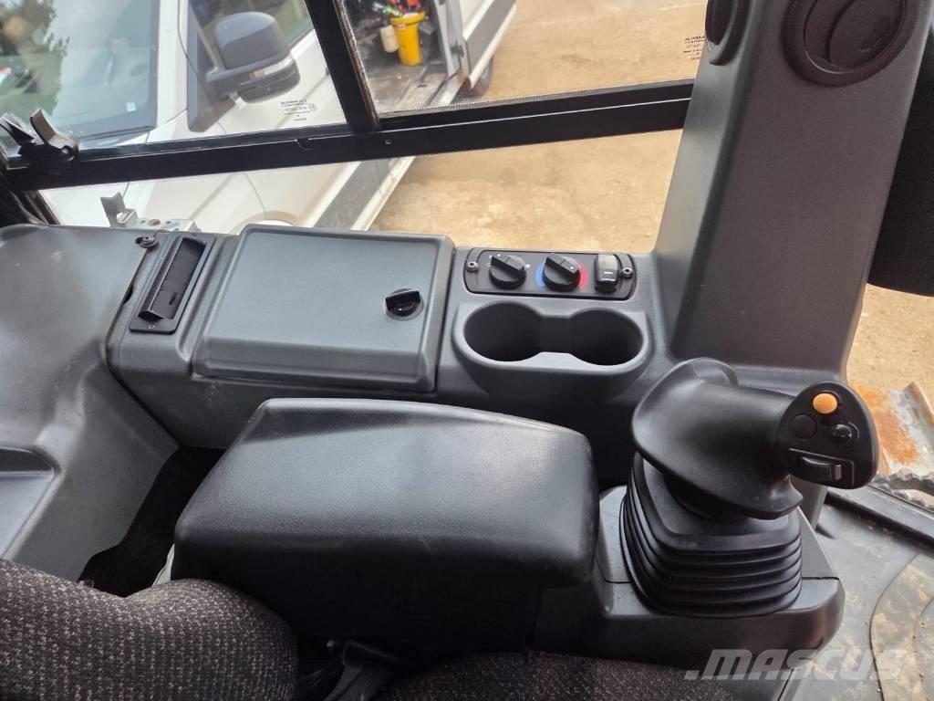 CAT D 5 K 2 LGP Dozere Beltegående