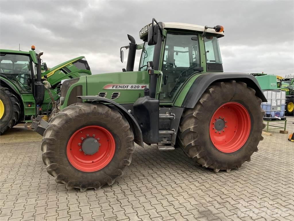 Fendt 820 Traktorer