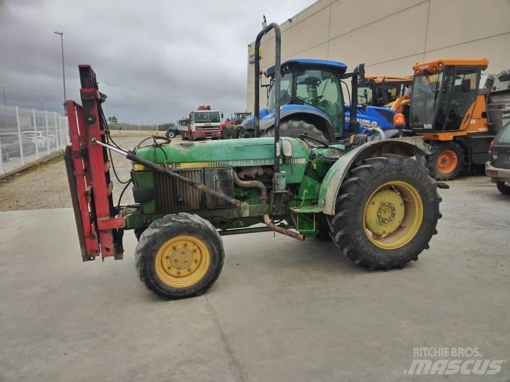 John Deere 2450 Traktorer