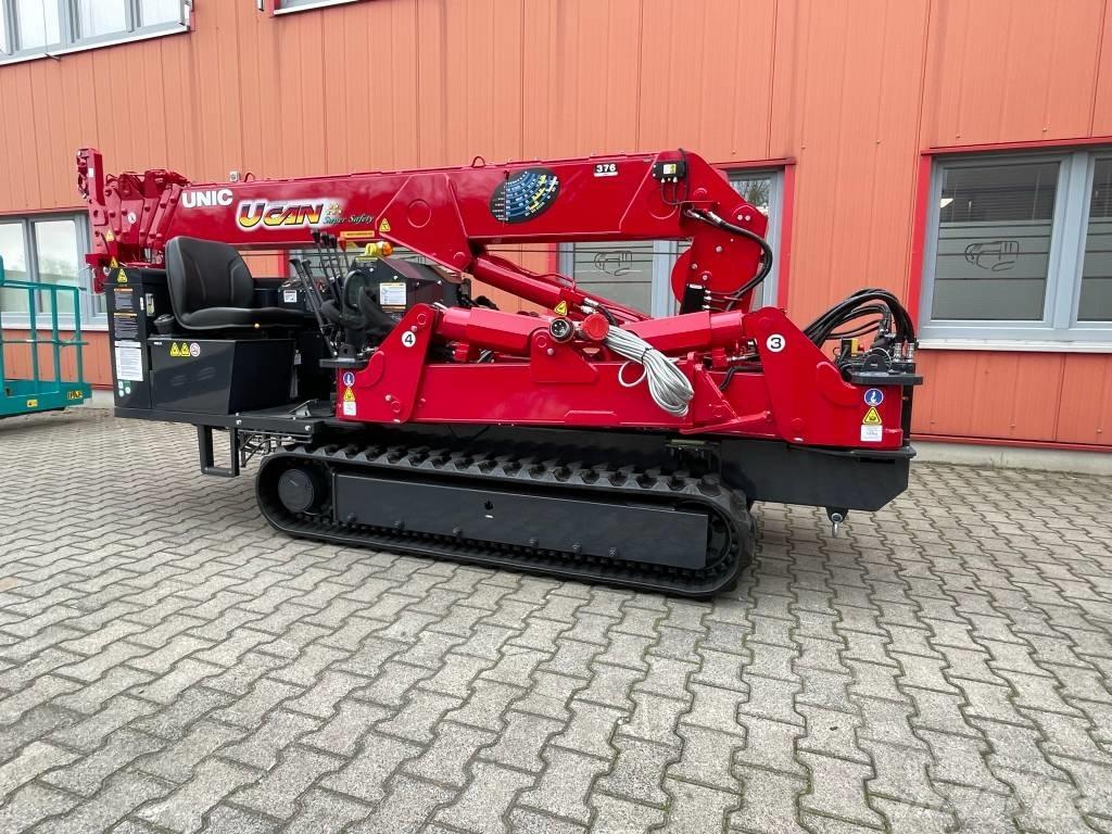 Unic URW-376 Beltegående Kran
