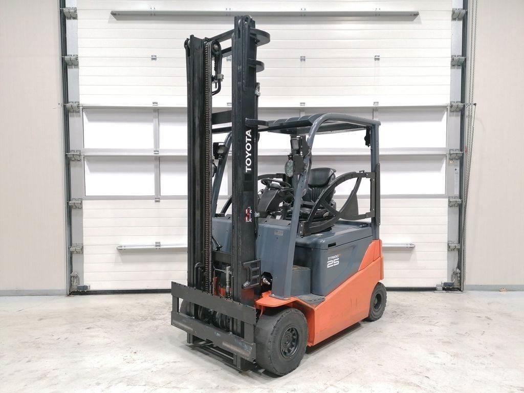 Toyota 8FBMKT25 Elektriske trucker