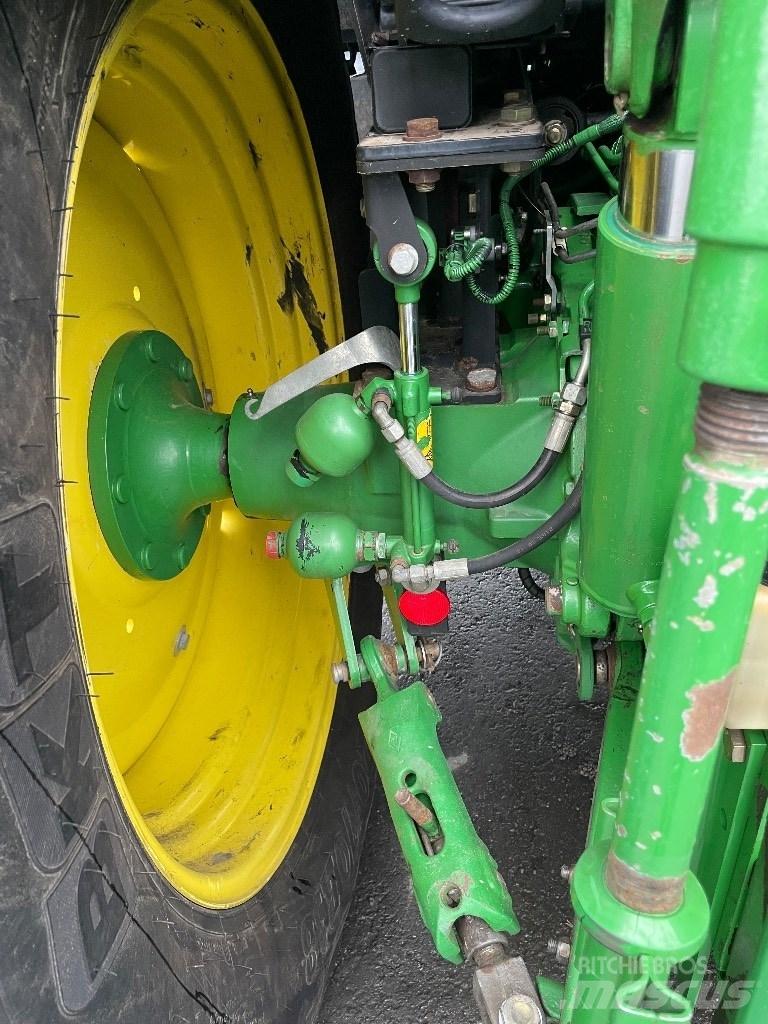 John Deere 6125R Traktorer
