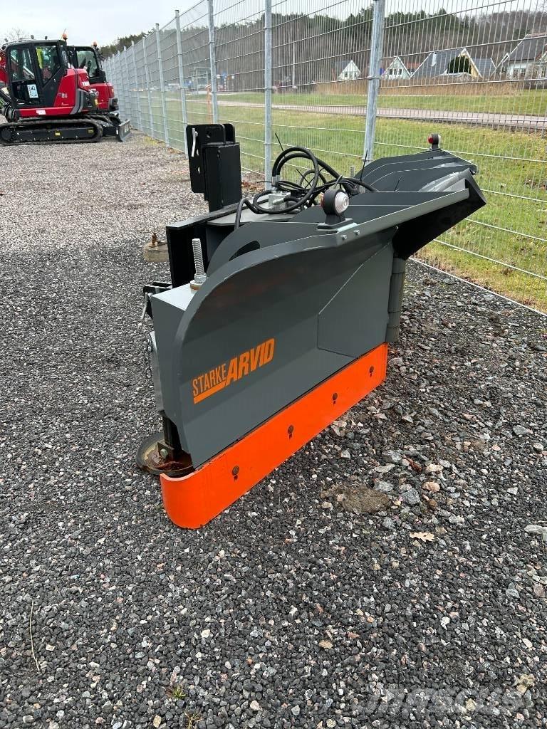 Fjärås 245 vikplog Tråkkemaskiner