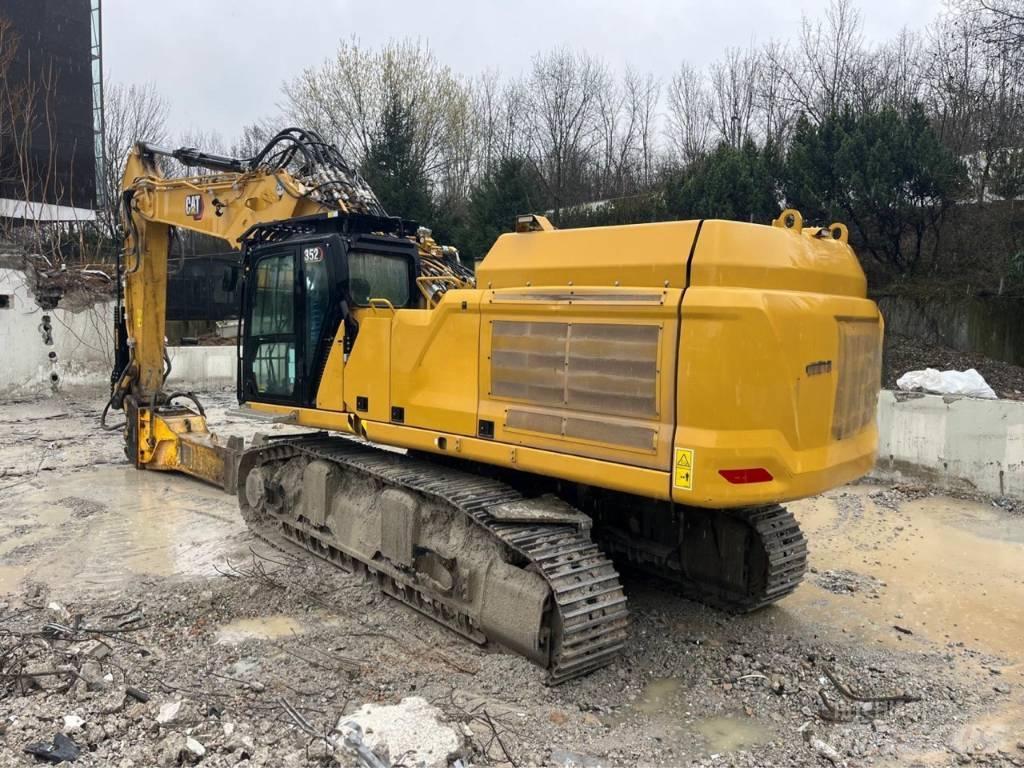 CAT 352 Gravemaskiner for riving