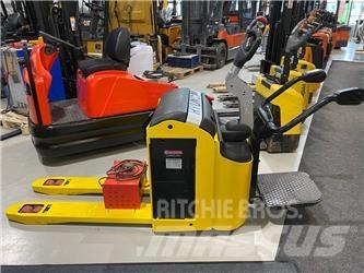 Hyundai 22EP9-7N Lavtløftende truck med platform