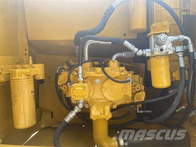 CAT 320D2 Beltegraver