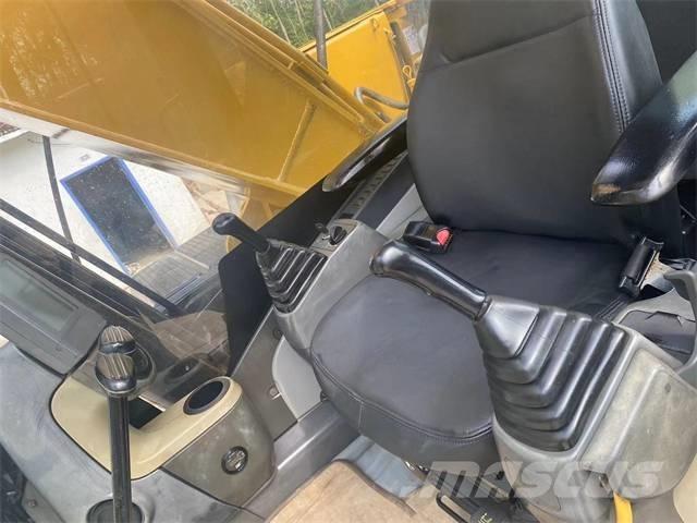 CAT 320D2 Beltegraver